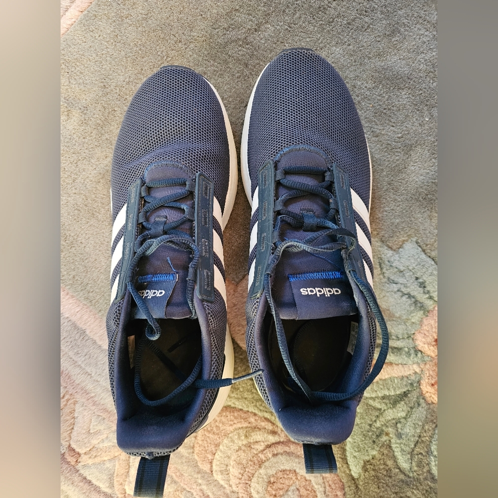 ADIDAS TRAINER SHOE
